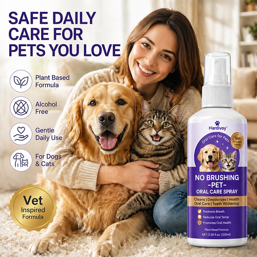 Pet oral care spray freshens breath and protects the mouth